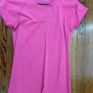 lululemon athletica Sonic Pink swiftly tech